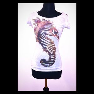 Short Sleeve Graphic T-shirt & Crystals ALMOST NEW